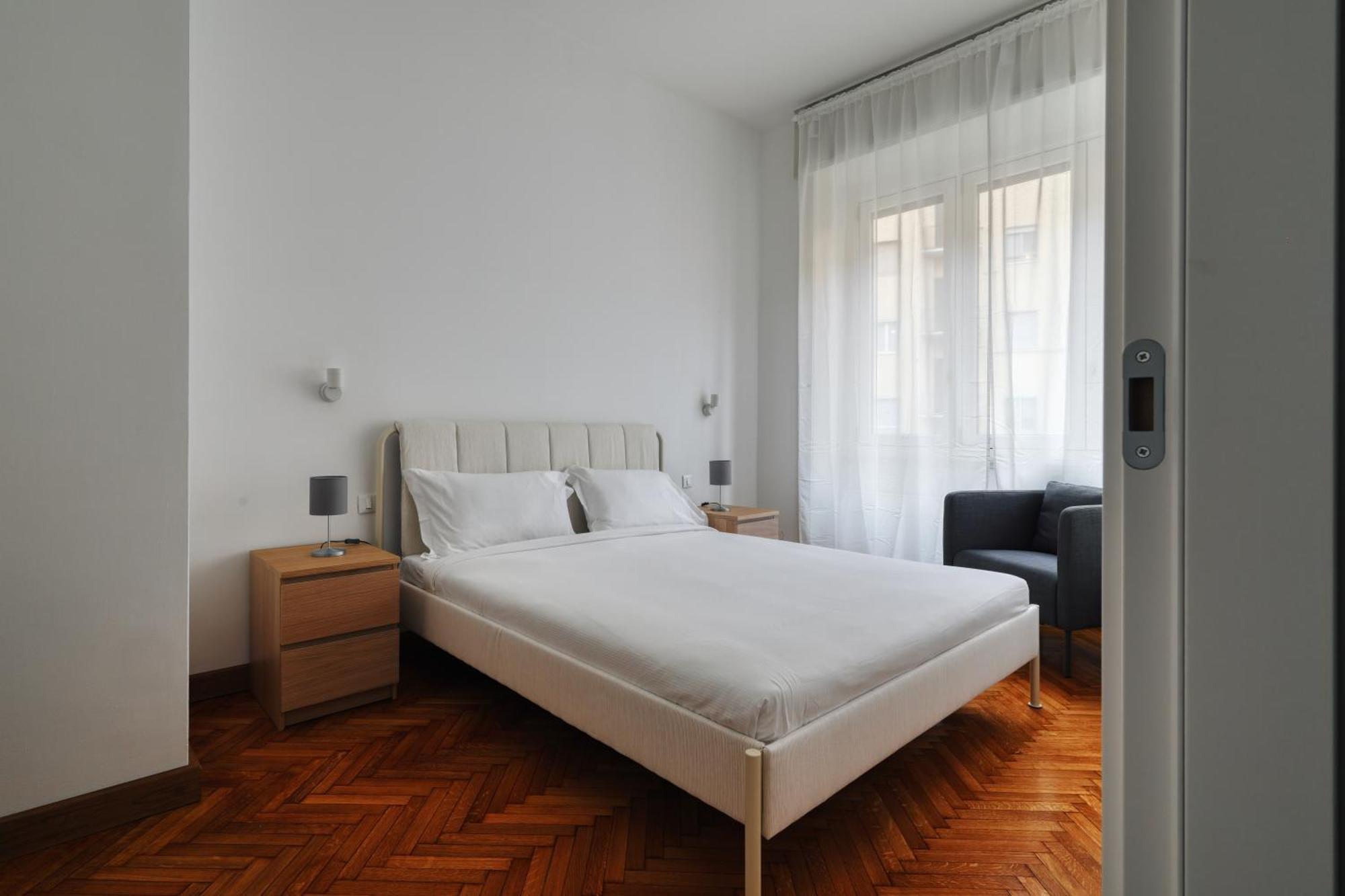 Joivy Chic 3-Bed Flat Near Colonne Di San Lorenzo Milan Extérieur photo