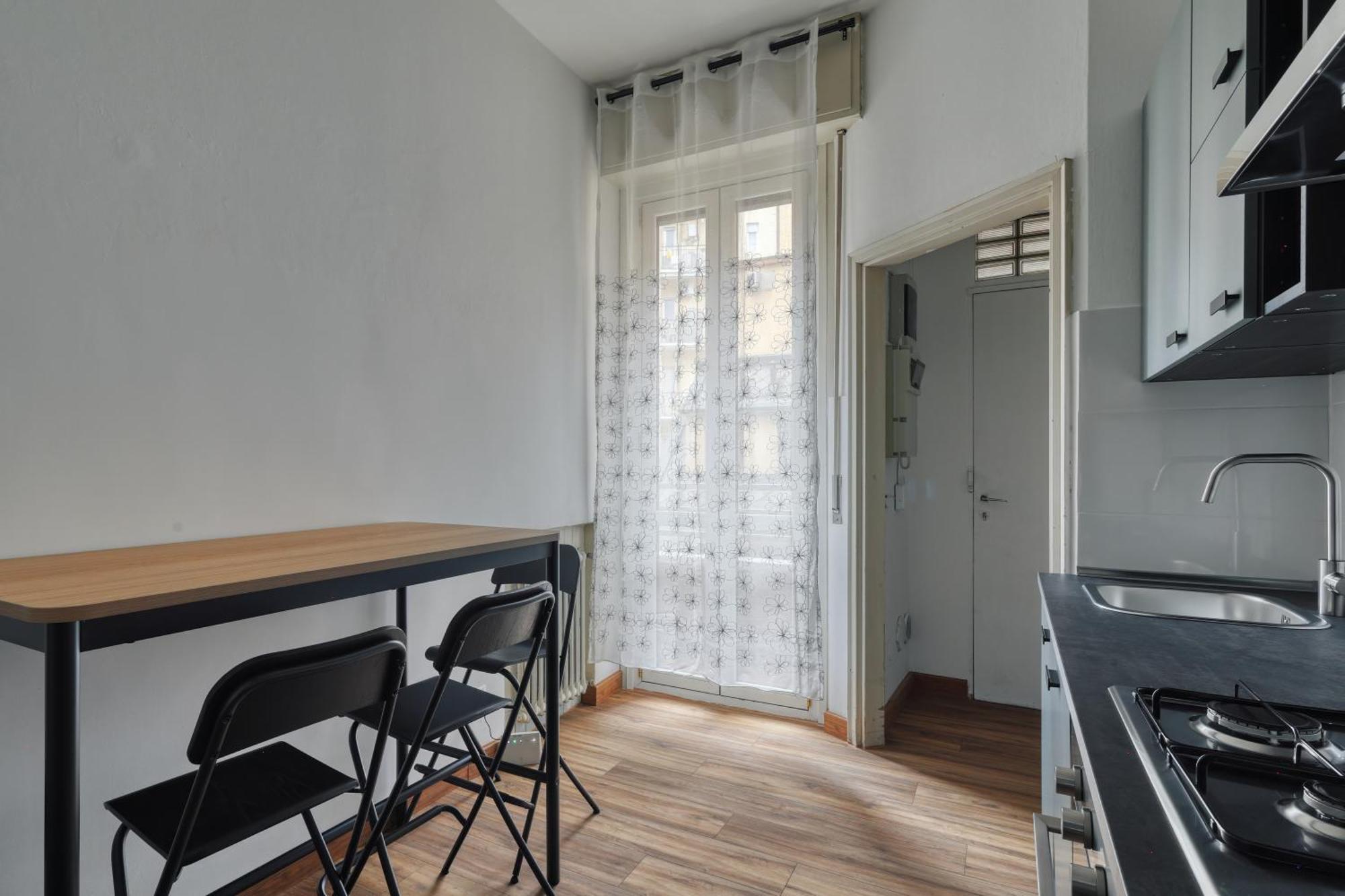 Joivy Chic 3-Bed Flat Near Colonne Di San Lorenzo Milan Extérieur photo